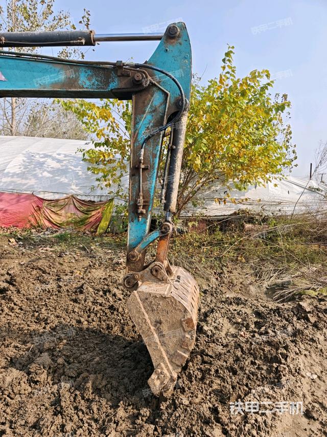 铲斗右后整体（工作和回转装置）