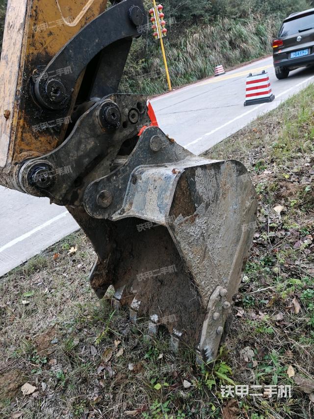 轉盤和下車架正前（工作和回轉裝置）