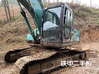 神钢SK200-8挖掘机