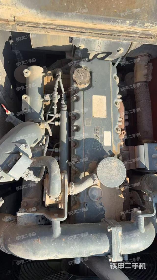 發(fā)動機整體俯視（整機外觀）