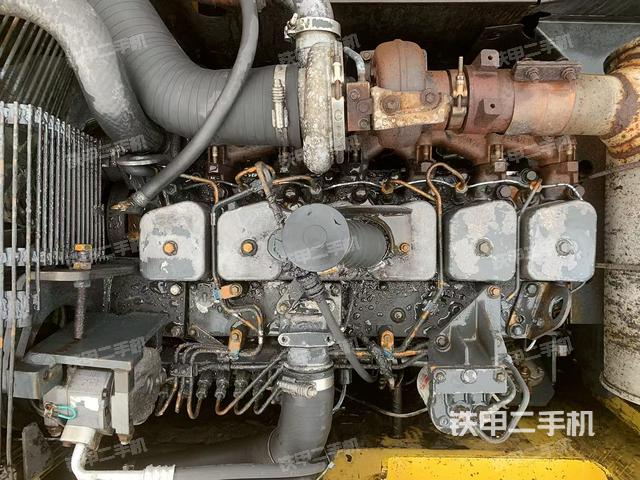 发动机整体俯视（整机外观）