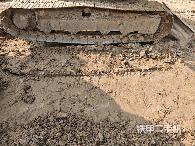 左侧履带整体 （行走机构）