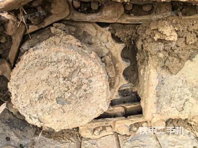 右驅(qū)動(dòng)輪（行走機(jī)構(gòu)）