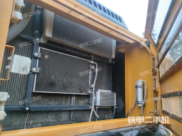 散熱器正面（大件艙室）