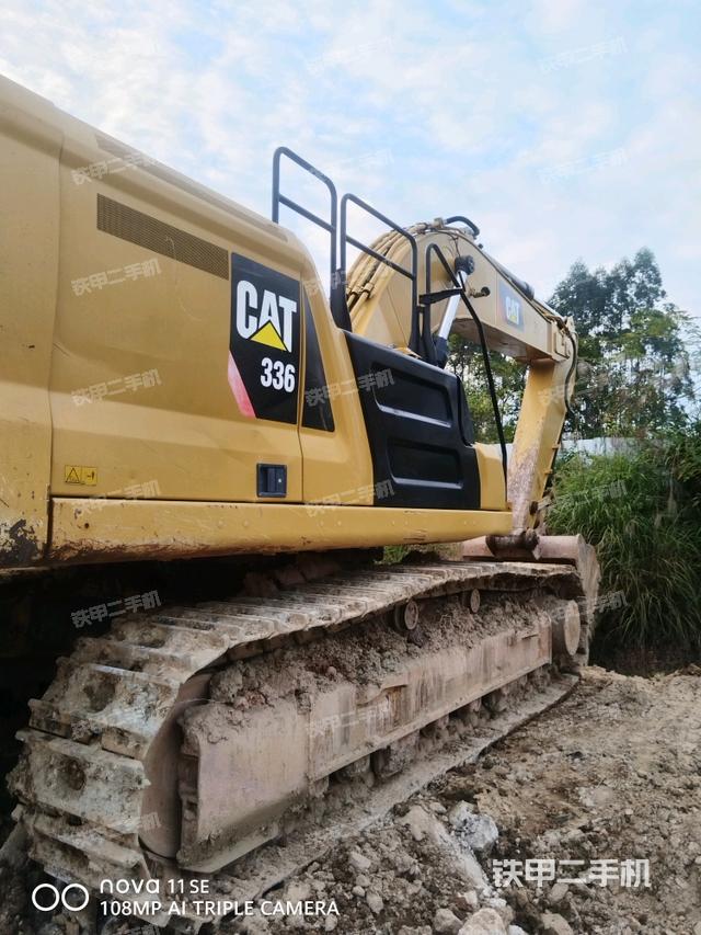 液壓泵斜45?右（大件艙室）