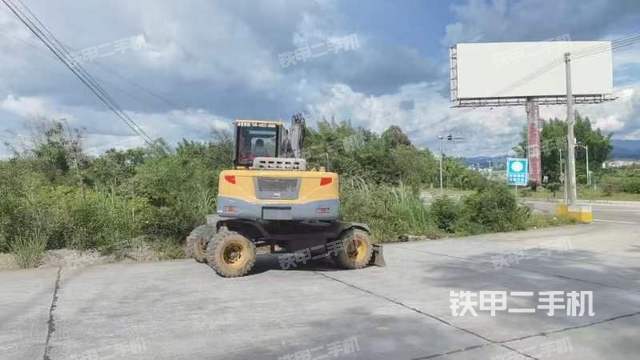 单侧履带整体（整机外观）