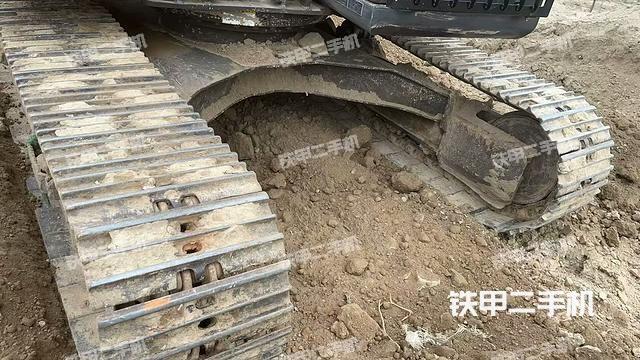 单侧履带整体（整机外观）