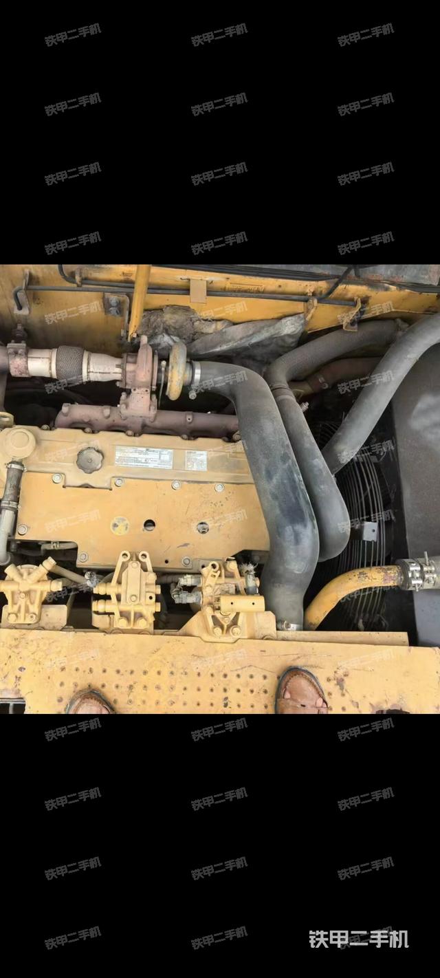 發(fā)動(dòng)機(jī)整體俯視（整機(jī)外觀(guān)）