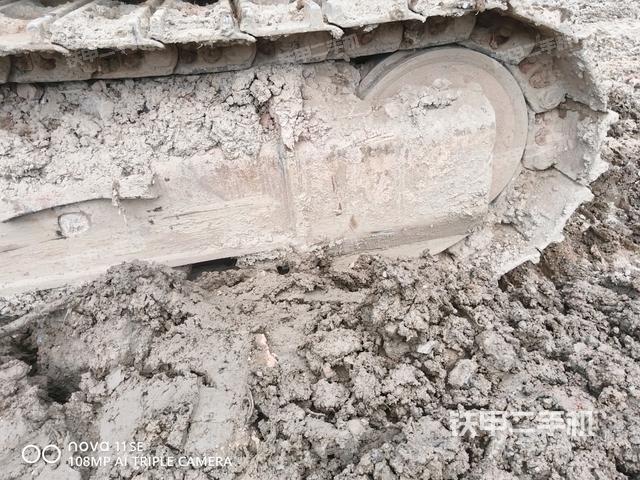 左導(dǎo)向輪（行走機(jī)構(gòu)）