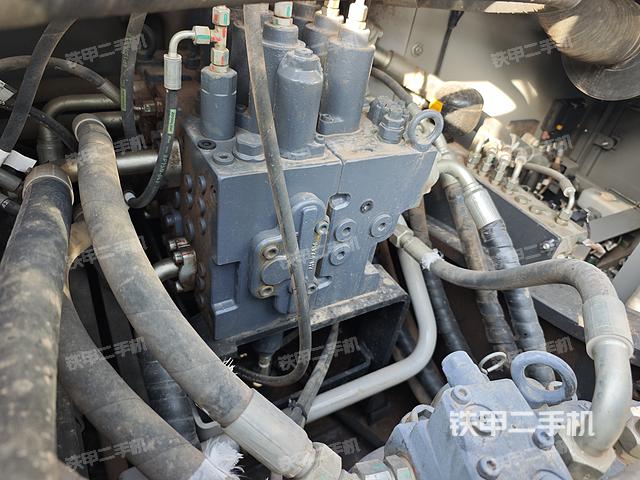 發(fā)動(dòng)機(jī)整體俯視（整機(jī)外觀）