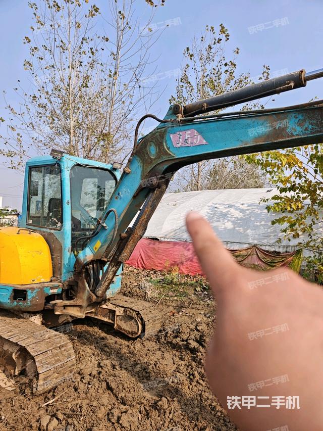 小臂整体右前（工作和回转装置）