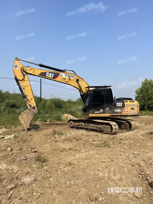 卡特彼勒320D2液压挖掘机