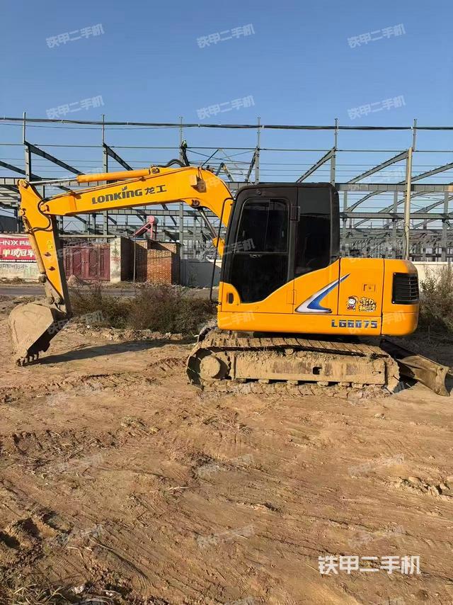 龍工LG6075挖掘機(jī)