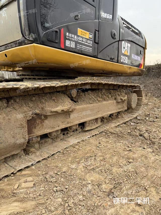 單側(cè)履帶整體（整機(jī)外觀）