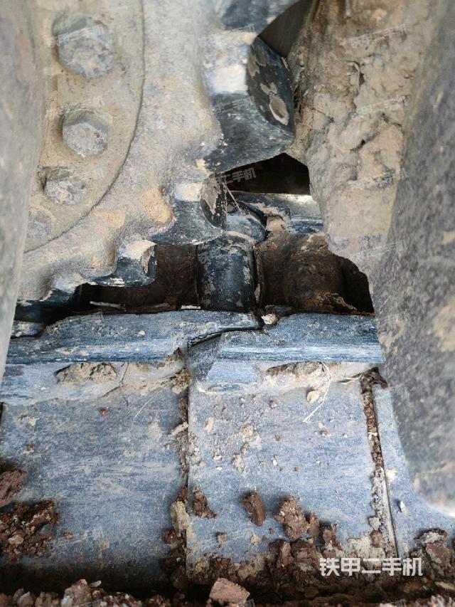 左托鏈輪和鏈筋（行走機(jī)構(gòu)）