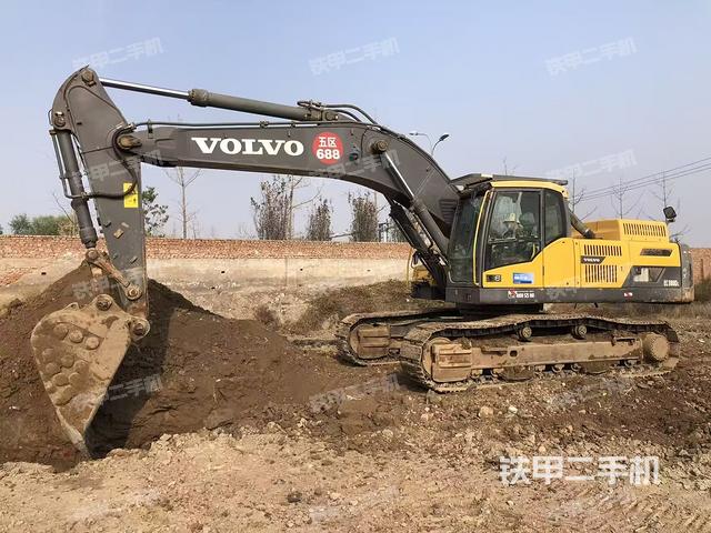 沃爾沃EC380D挖掘機