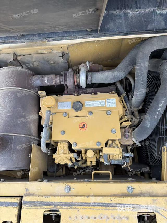 發(fā)動(dòng)機(jī)整體俯視（整機(jī)外觀）