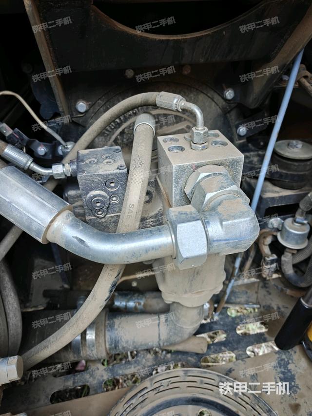 液壓泵室（大件艙室）