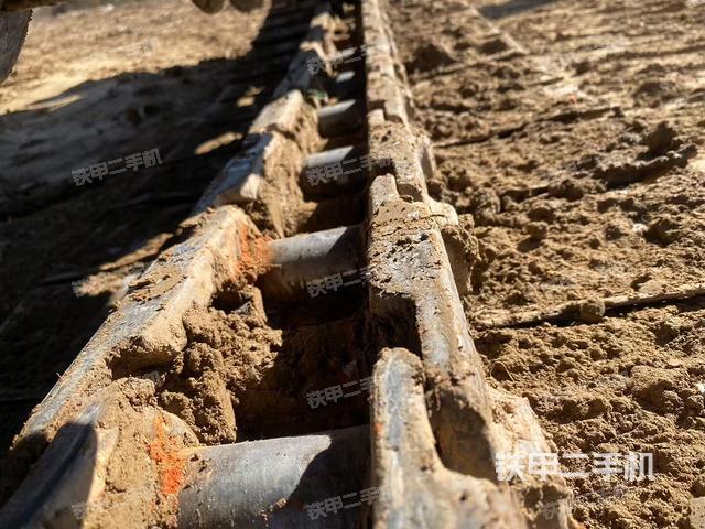 单侧履带整体（整机外观）