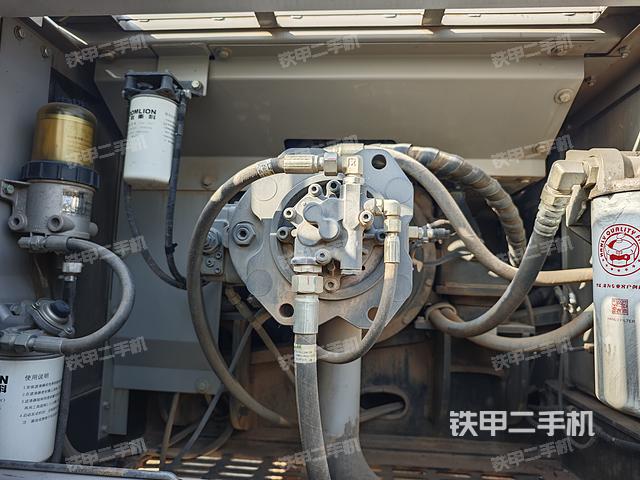 单侧履带整体（整机外观）