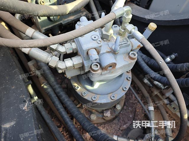 駕駛室整體（整機(jī)外觀）