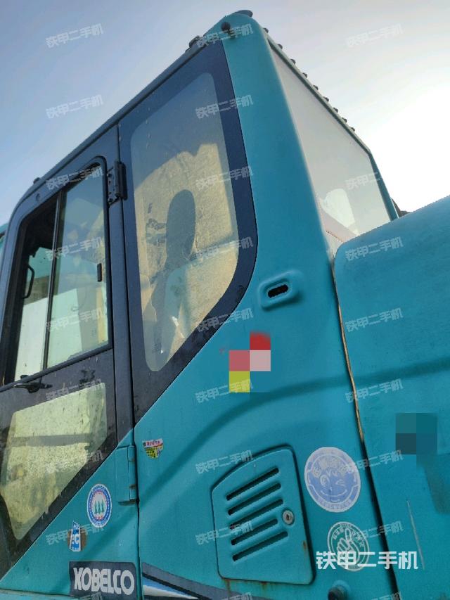 駕駛室左后45度（駕駛室部分）