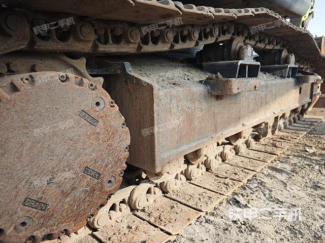 駕駛室整體（整機(jī)外觀）