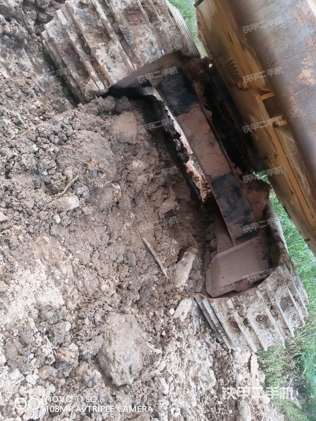 右驅(qū)動(dòng)輪（行走機(jī)構(gòu)）