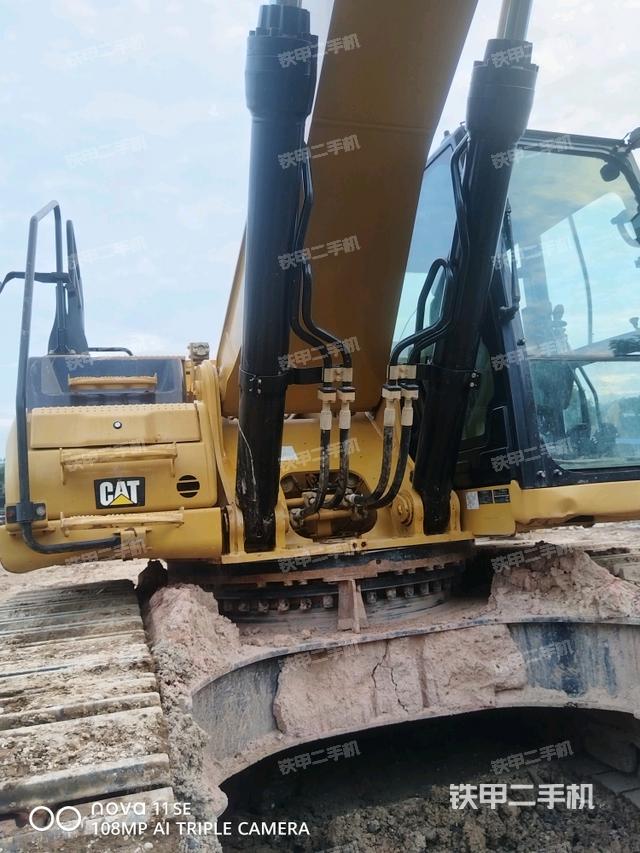 大臂根部?斜視（工作和回轉(zhuǎn)裝置）