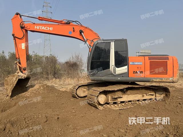 日立ZX200-3挖掘机