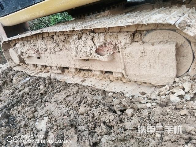 右驱动轮（行走机构）