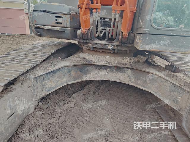 驾驶室整体（整机外观）