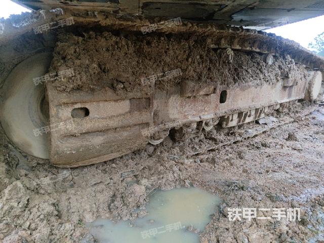 左側(cè)履帶整體?（行走機構(gòu)）