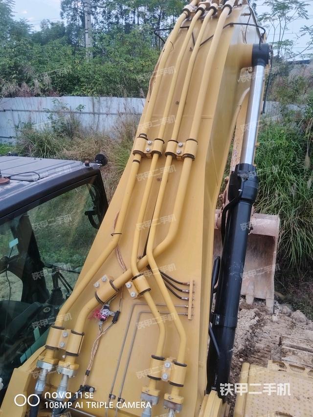 小臂整體左后（工作和回轉(zhuǎn)裝置）