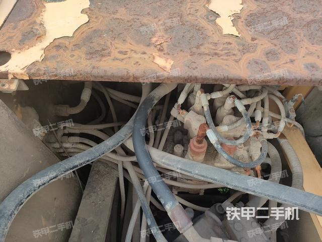 驾驶室整体（整机外观）