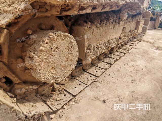 单侧履带整体（整机外观）