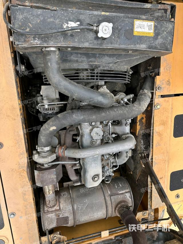 發(fā)動機(jī)整體俯視（整機(jī)外觀）