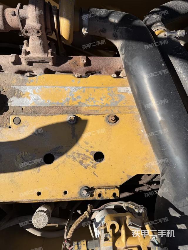 氣門室蓋螺絲特寫（上車部件）