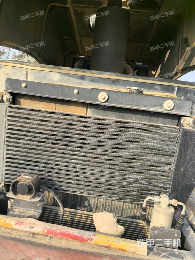 风扇及皮带（压路机发动机舱）