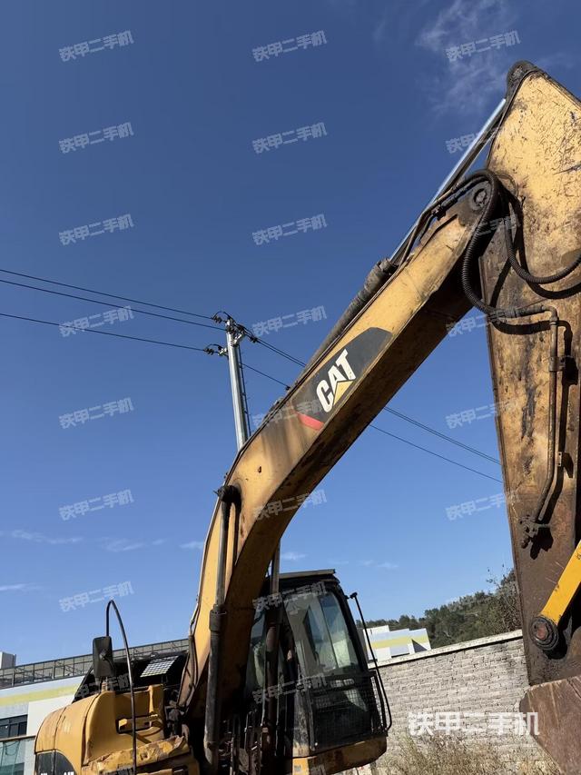 大臂整體?右側(cè)（工作和回轉(zhuǎn)裝置）