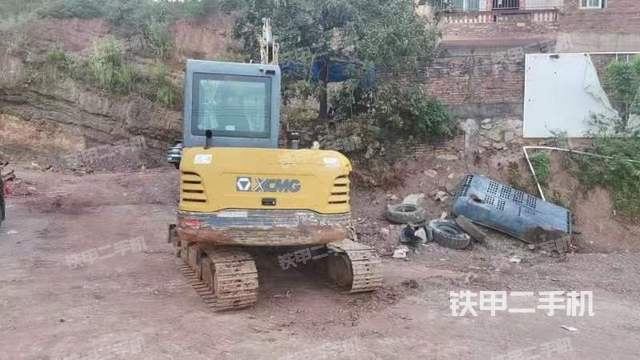 駕駛室頂部（整機(jī)外觀）