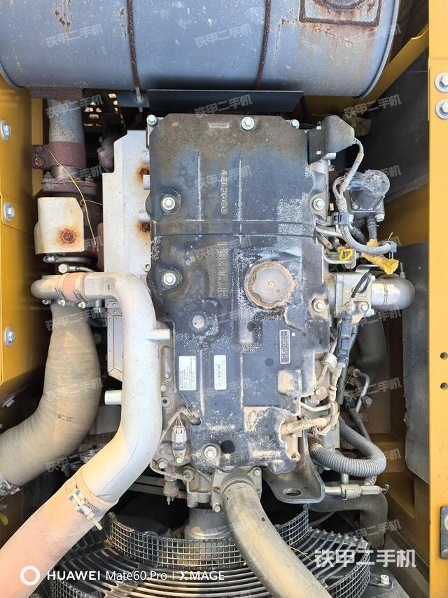 发动机整体俯视（整机外观）