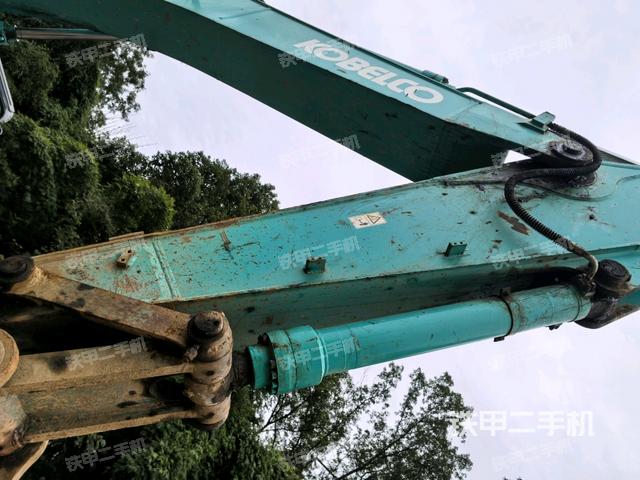 小臂整體左后（工作和回轉(zhuǎn)裝置）