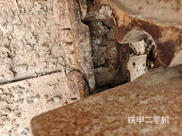 左驱动轮（行走机构）