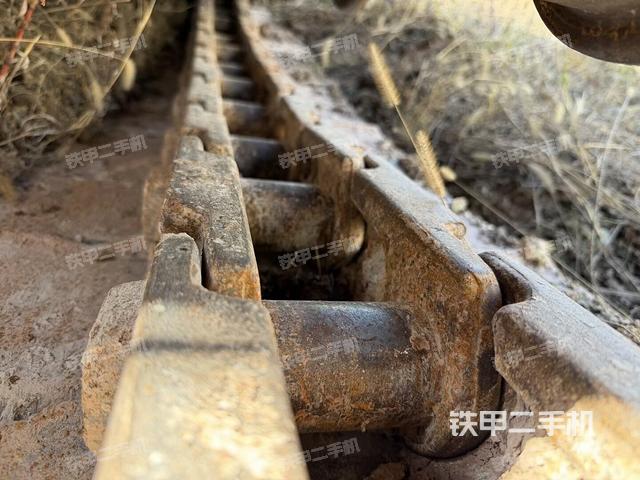 右側(cè)履帶整體（行走機(jī)構(gòu)）