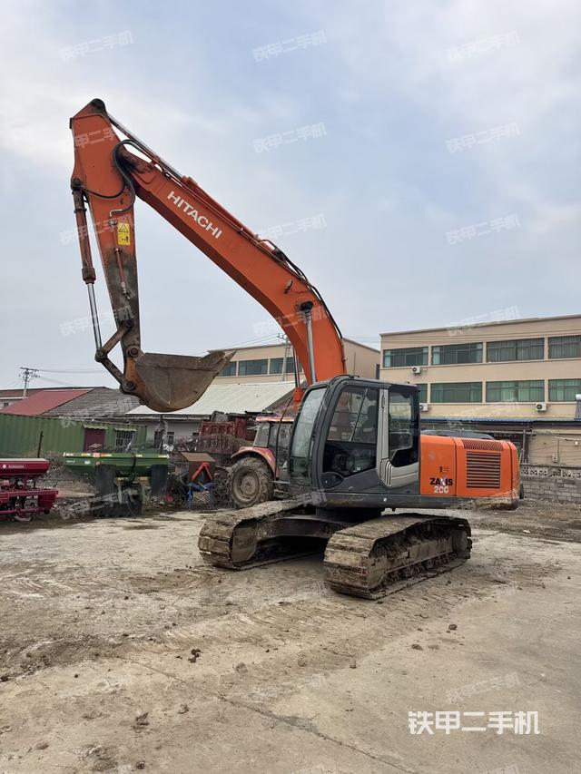 日立ZX200-3挖掘机