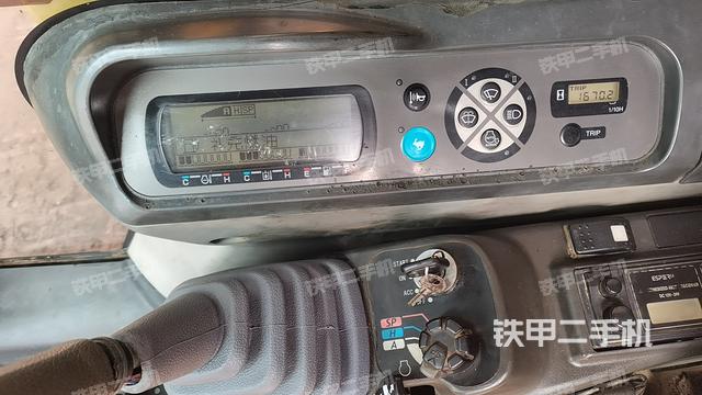 驾驶室整体（整机外观）