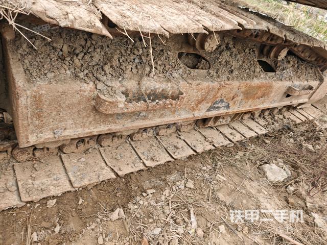 右侧履带整体（行走机构）