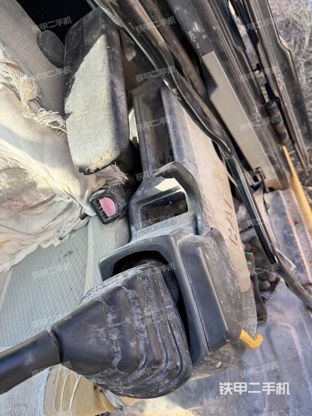 座椅后部（駕駛室部分）