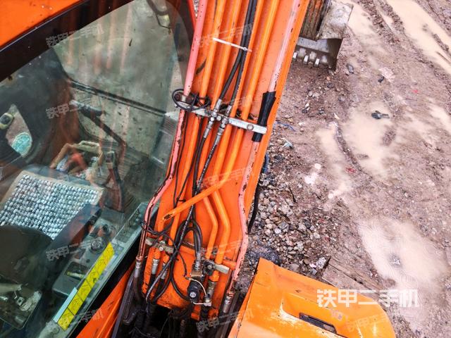 大臂根部 斜（工作和回转装置）